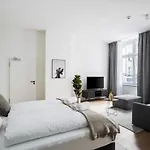 アパートホテル Limehome Schmidtstedter Strasse 3*