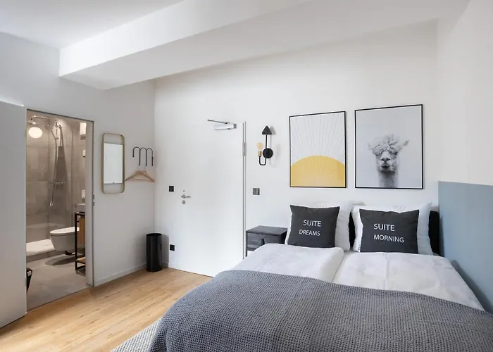 Apartahotel Limehome Schmidtstedter Strasse 3*